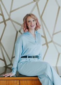 Lang_Michelle_Headshot (1)